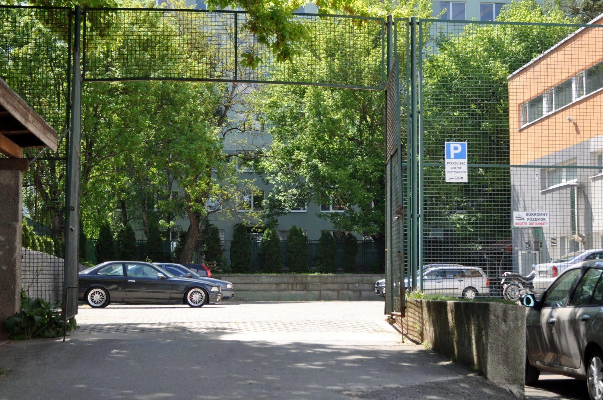 Penzion Set Kosice Bagian luar foto